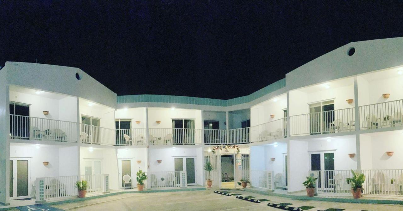 Nautilus By La Jamaca Hotels-Downtown La Parguera Las Las Lajas Buitenkant foto
